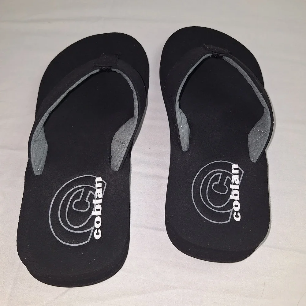 Men's‎ Black Cobian Floater 2 Flip Flops Sandals With Arch Support Size 9